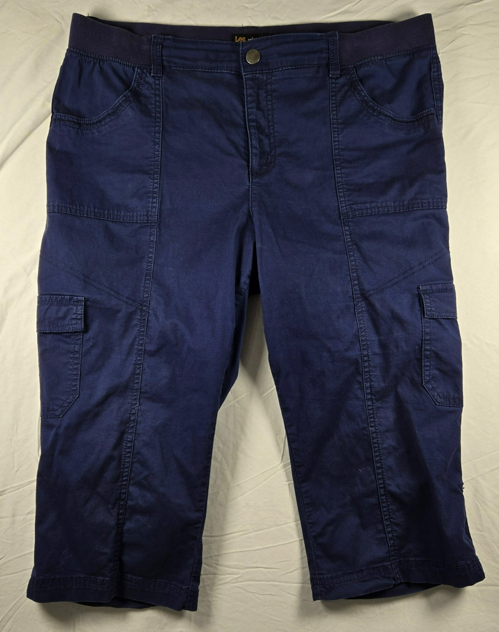Lee Relaxed Fit Women's Capri Navy Blue 16M Adjustable Length Easy Care Stretch